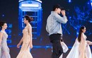 Lộ ảnh Bi Rain nhảy múa cùng 30 thí sinh HHVN 2016  